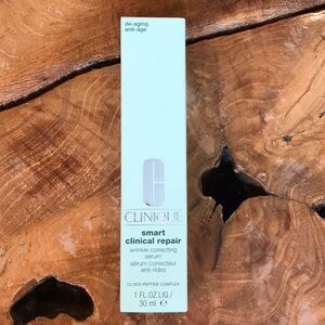 Clinique Smart Clinical Repair Serum - White